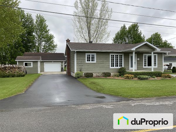 48 rue Caya, St-Léonard-D&#39;Aston for sale