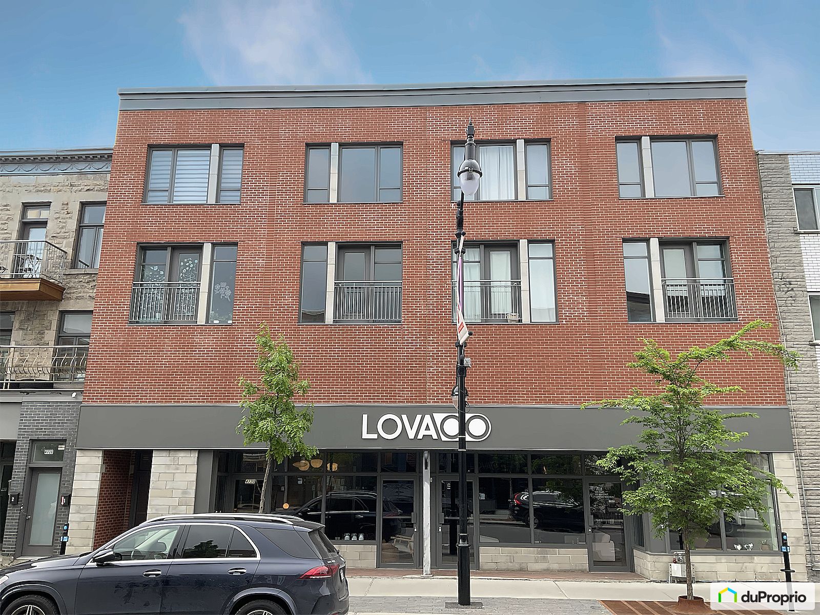 30 4722 Rue Sainte Catherine E — photo 1
