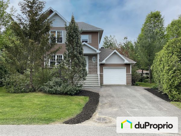141 rue Pierre-Mercure, St-Charles-Borromée for sale