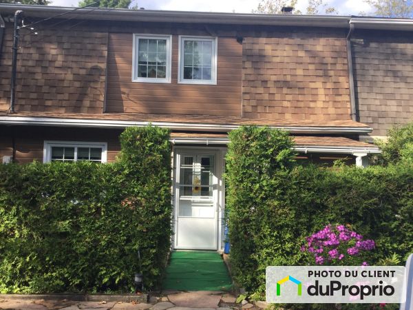 1697 chemin du Mont-Gabriel, Ste-Adèle for sale