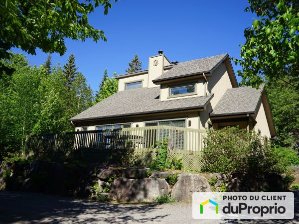 Summer Front - 1592 rue des Geais-Bleus, Val-David for sale