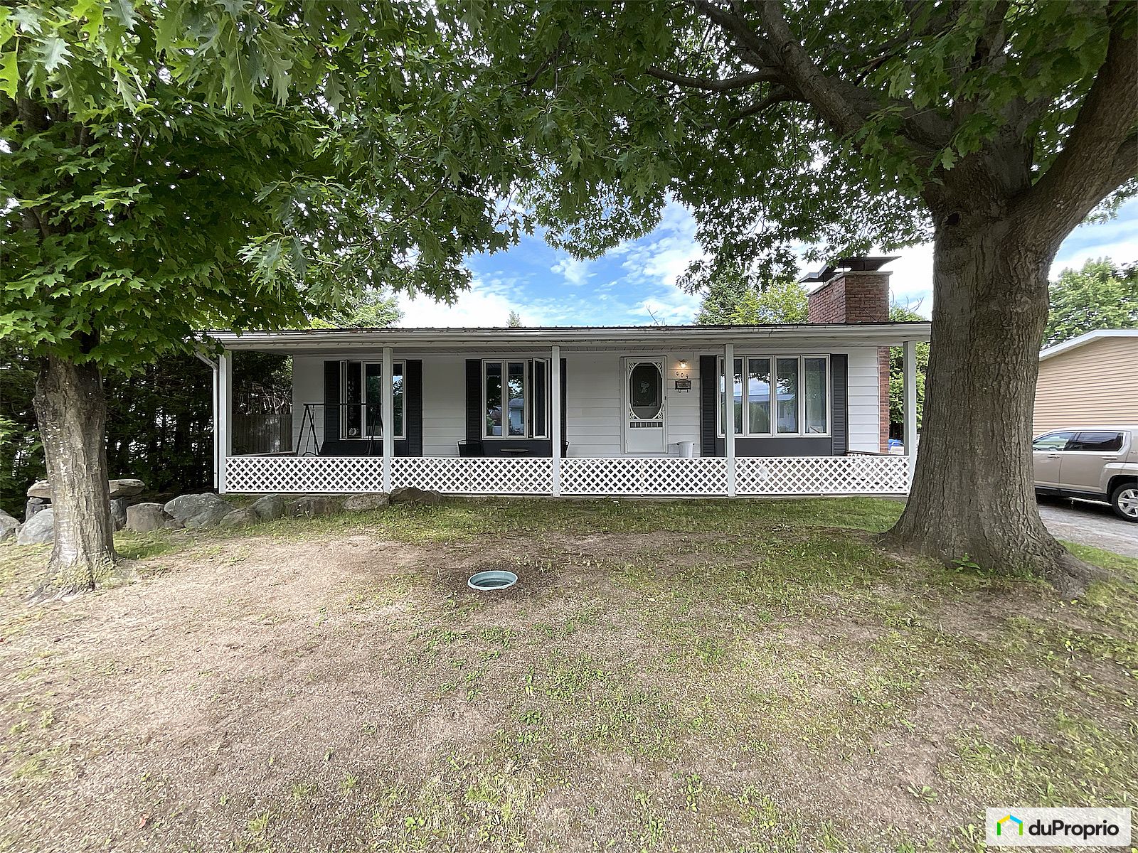 409 Carre Charlevoix — photo 2