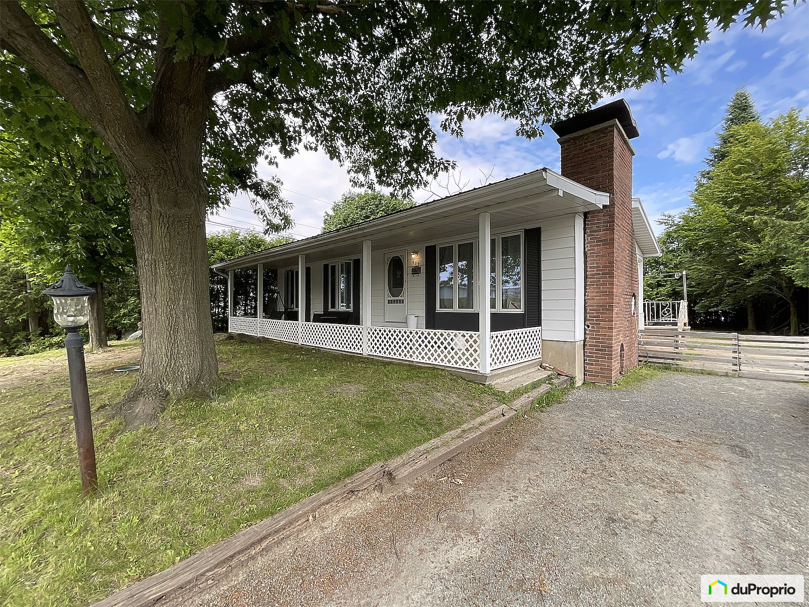 409 Carre Charlevoix — photo 1