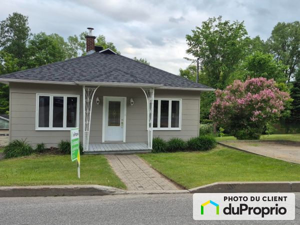 770 rue Saint-Charles, Portneuf à vendre