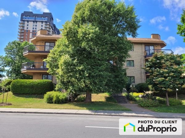 102-1675 boulevard du Souvenir, Laval-des-Rapides à vendre