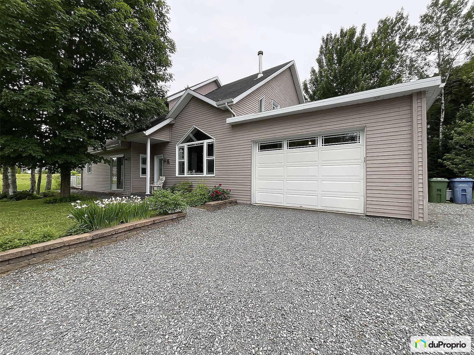 1182 Chemin Lucien Lefrancois — photo 1