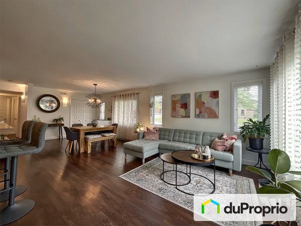 8796 rue des Aïeux, Lebourgneuf à vendre