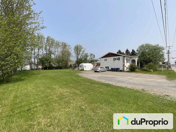 470, rue Saint-Pierre, Matane à vendre