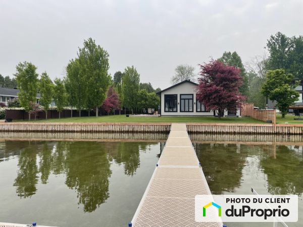 212, 17e Avenue, St-Anicet à vendre