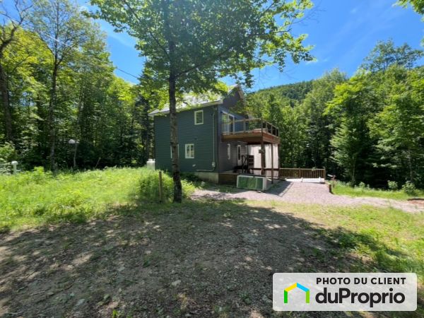 2001 avenue de la Pomme-de-Pin, St-Raymond for sale