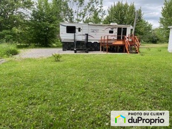 1134 chemin Louis-Gatineau, Yamachiche for sale