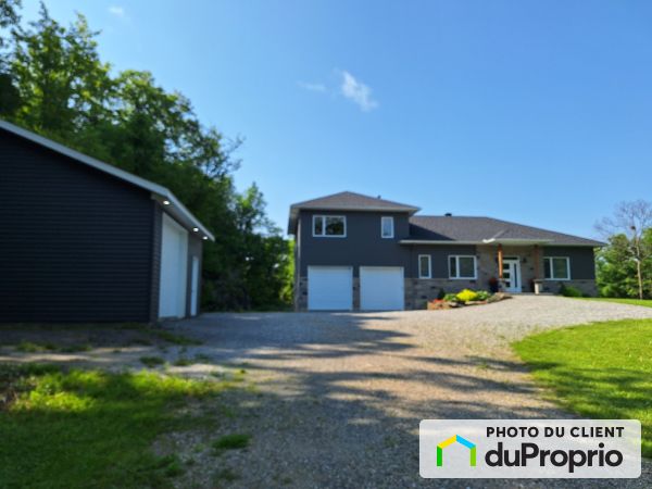 36 chemin de la Montagne, L&#39;Ange-Gardien-Outaouais for sale