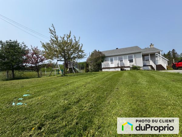 28 rue Béchervaise, Gaspé à vendre