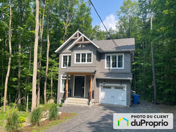 131 rue des Mélèzes, Bromont for sale