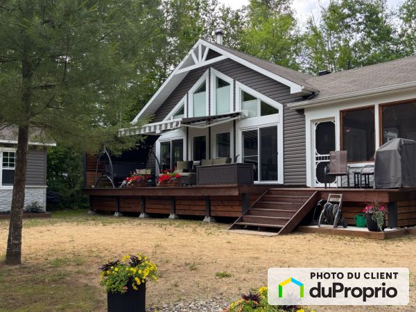 11 chemin du Chevreuil-Blanc, Bowman for sale
