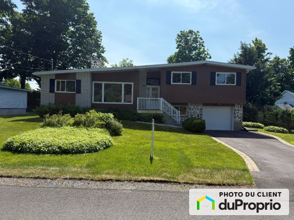 39, rue des Noyers, Vaudreuil-Sur-Le-Lac à vendre