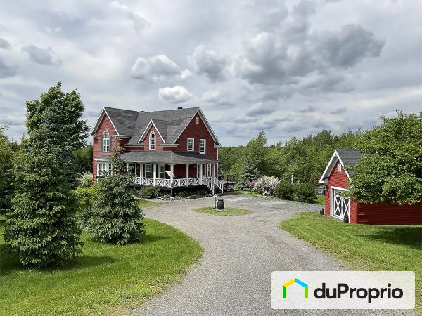 10 rue Cooley, Bromont for sale
