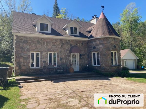 1439, chemin St-Jean-sur-le-Lac, Mont-Laurier à vendre