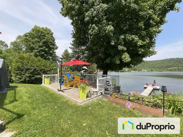 Vue sur le lac - 57 chemin de L&#39;Orme, Val-Des-Monts à vendre