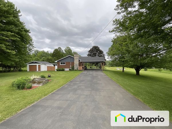 8, chemin King, Lac-Brome à vendre