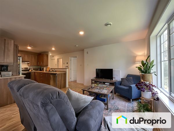 Living Room - 402-671 chemin de la Rivière, Ste-Agathe-Des-Monts for sale