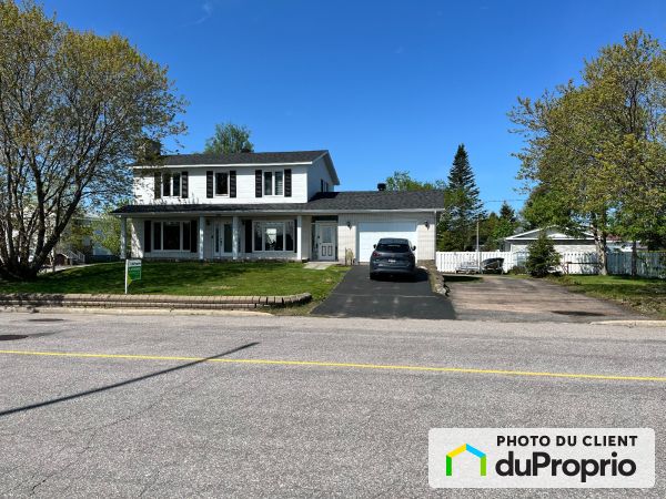1331 rue Nouvel, Baie-Comeau for sale
