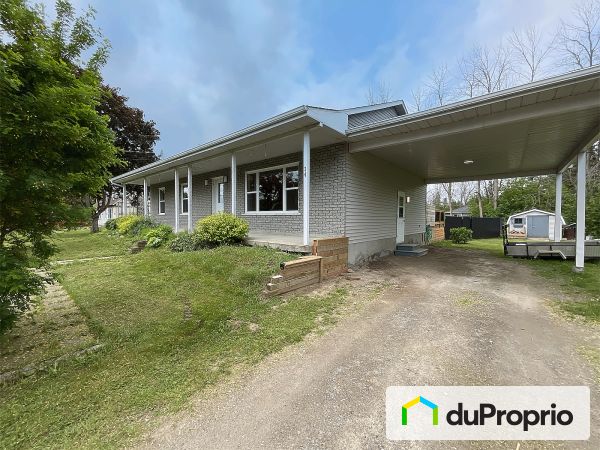 34 rue de la Caravelle, Oka for sale