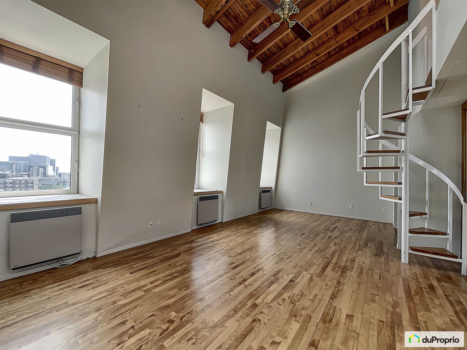 508 230 Rue Sherbrooke Est — photo 2