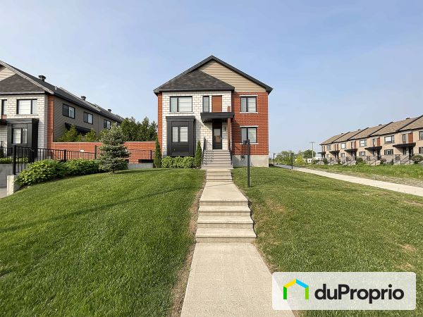 610 rue Papineau, Boisbriand for sale