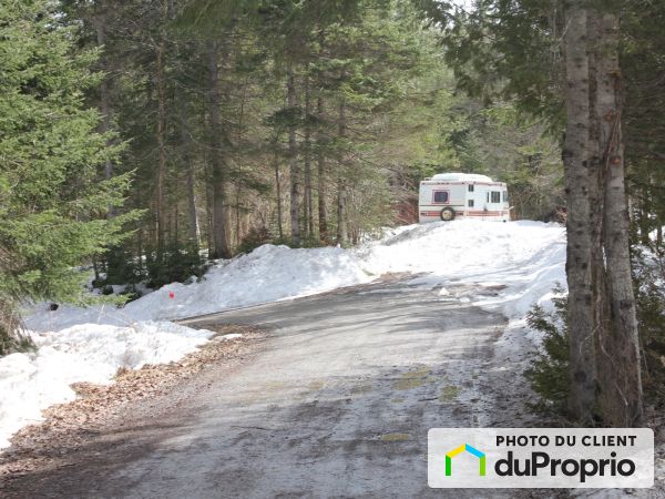 , route du Parc, Ste-Anne-Des-Monts à vendre