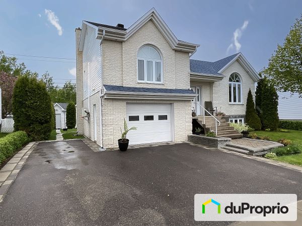 1503 rue des Sports, St-Félicien for sale