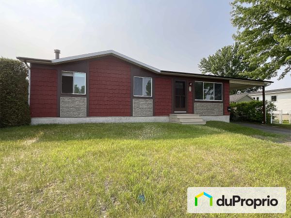 107, rue Salaberry, Drummondville (St-Nicéphore) à vendre