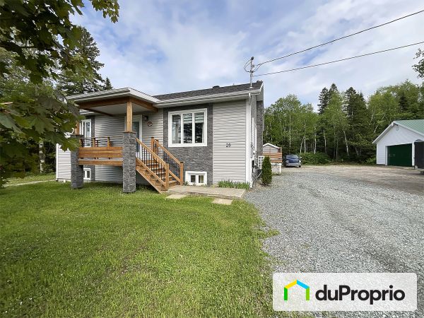 28 rue de la Gare, St-Honore-De-Temiscouata for sale