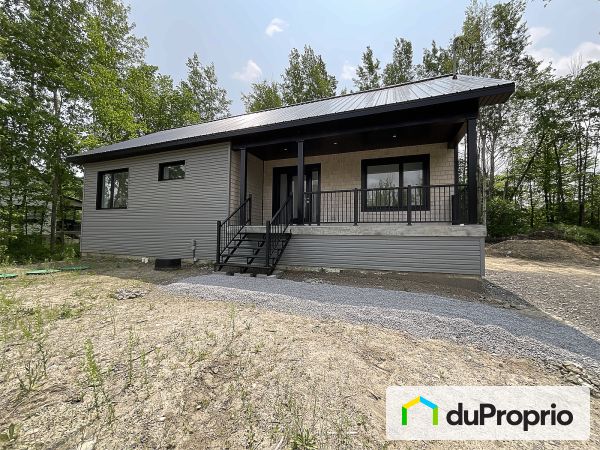 12 rue Cloutier, St-Edouard-De-Napierville for sale