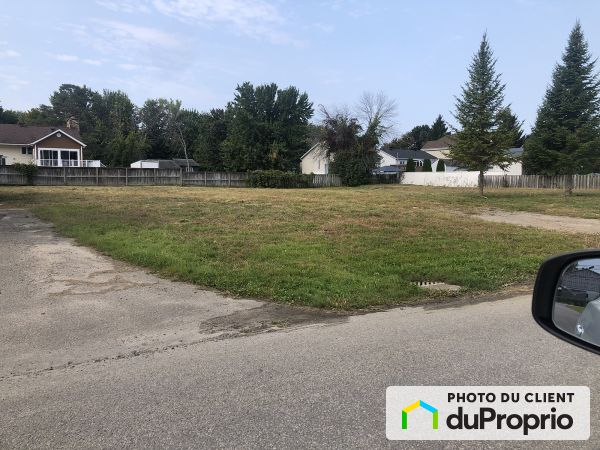 , 63e avenue, Pointe-Calumet à vendre
