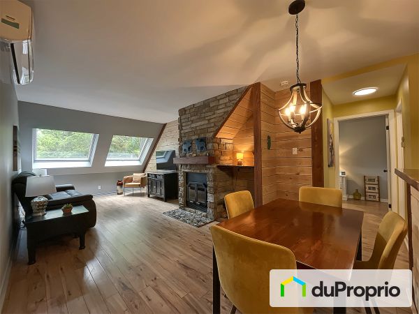 Living / Dining Room - 862 Rue du Rocher Boisé, Ste-Adèle for sale