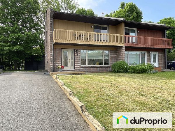 F-4502, rue des Bosquet, St-Augustin-De-Desmaures à vendre