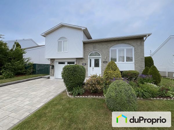 181, boulevard d&#39;Annecy, Ste-Therese à vendre