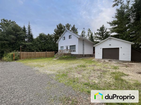 151 avenue de Tahiti, Chertsey for sale