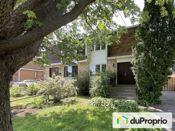 7850 avenue Naples, Brossard for sale