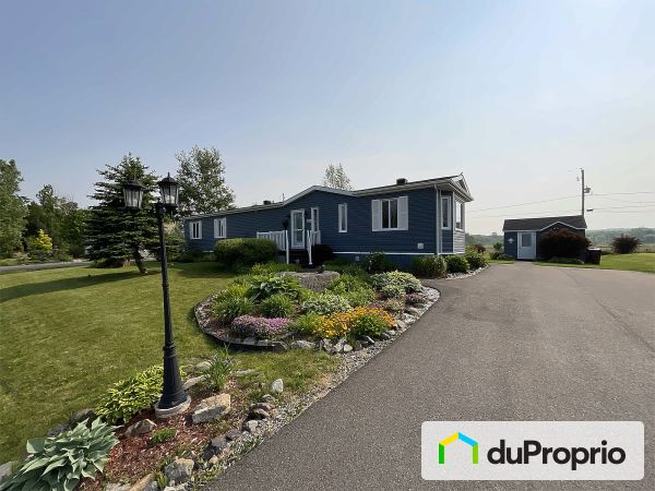 92 rue Sylvie, Shefford for sale