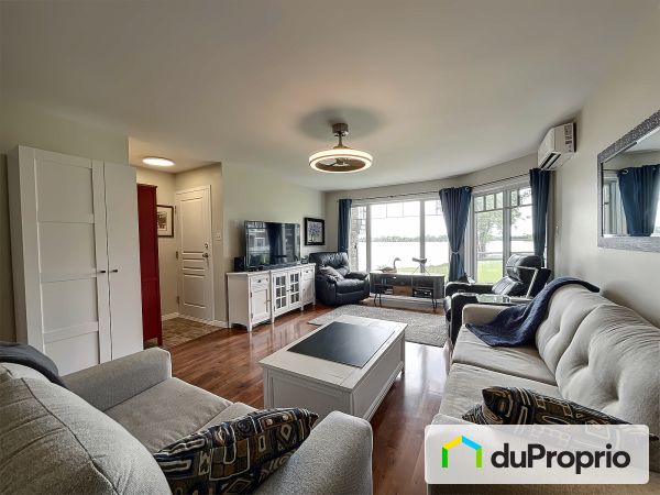 4-9550 rue des Rubaniers, Brossard for sale