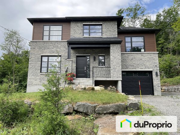 77, 111e Avenue, St-Hippolyte à vendre