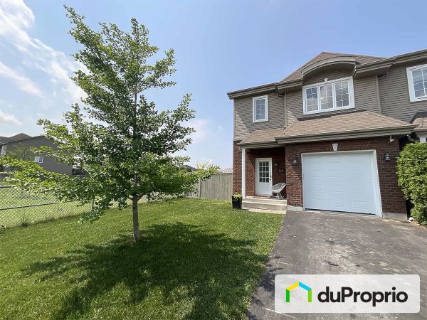 129 rue Bellini, Vaudreuil-Dorion for sale