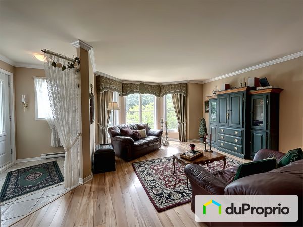 9-1890, rue du Caribou, Longueuil (Vieux-Longueuil) à vendre