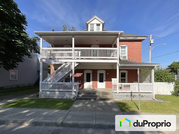 92, rue de l&#39;Assomption, Granby à vendre