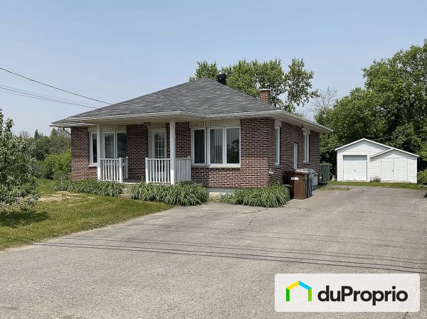 750 chemin Montcalm, Ste-Marie-Salome for sale