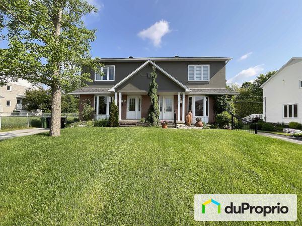 1052 rue Paul-Desruisseaux, Sherbrooke (Jacques-Cartier) for sale