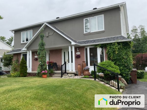 1052 rue Paul-Desruisseaux, Sherbrooke (Jacques-Cartier) for sale