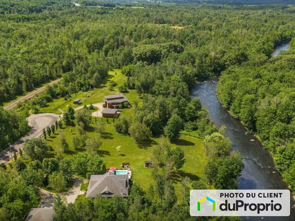 178 rue de la Rivière, Bromont for sale